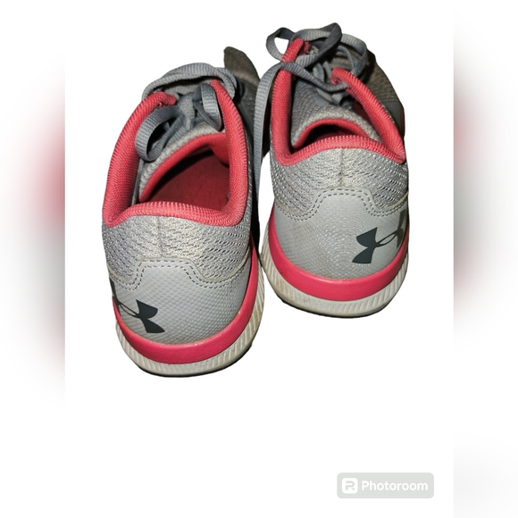 Sneakers - Picture 2 of 2